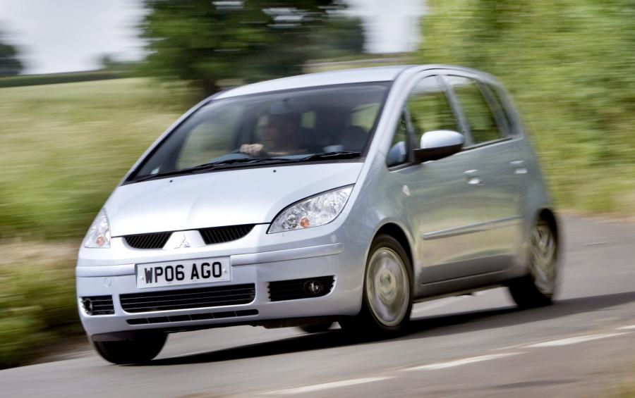  Mitsubishi Colt 5-Door 2004 года  (UK) (фото 23 из 33)
